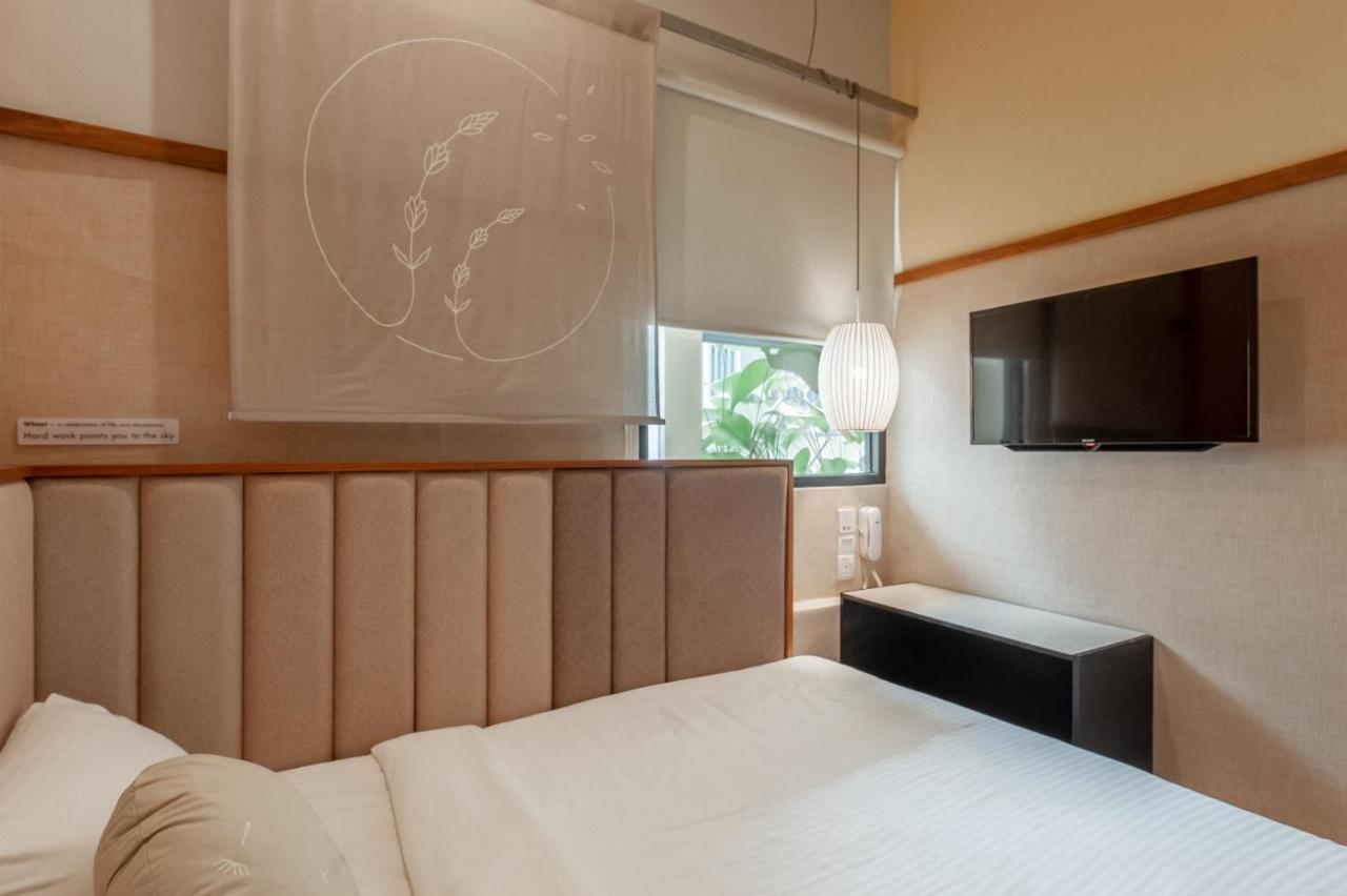 Bunk & Bilik Hotel Sri Petaling Kuala Lumpur Exterior photo
